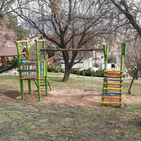 Szigligeti Panorama Apartmanhaz Szigliget