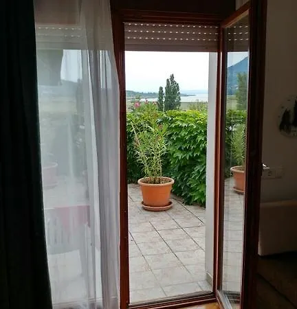 Szigligeti Panorama Apartmanhaz Szigliget