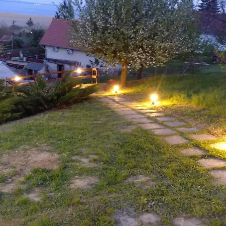 Szigligeti Panorama Apartmanhaz Σπίτι διακοπών *