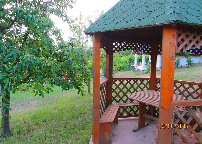 Szigligeti Panorama Apartmanhaz Szigliget