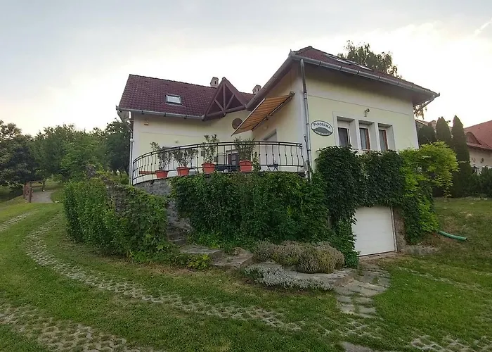 Szigligeti Panorama Apartmanhaz